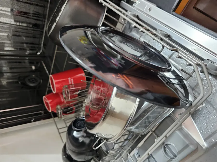 Khách hàng review Máy rửa chén mini Electrolux ESF6010BW 21