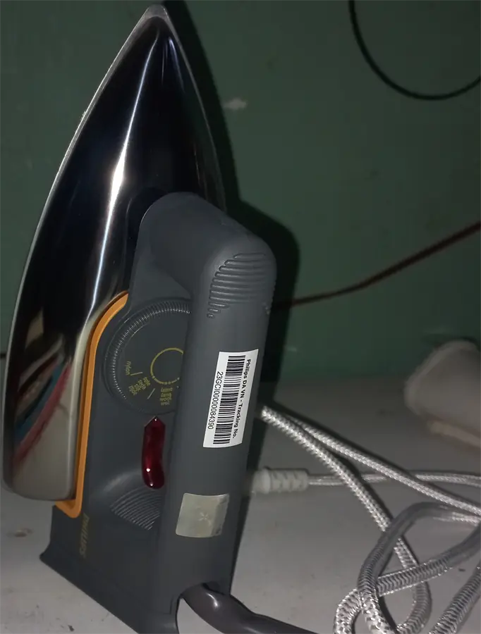 Khách hàng review Bàn là khô Philips HD1172 1100W 22