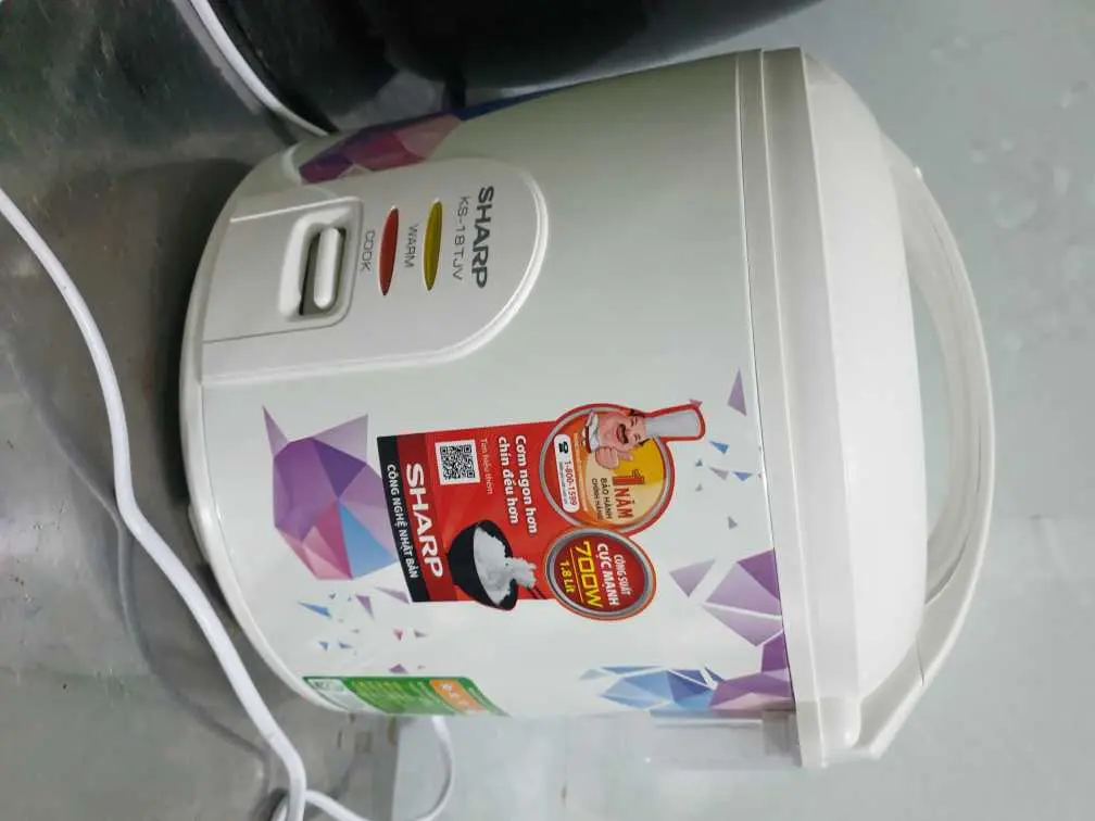 Khách hàng review Nồi cơm nắp gài Sharp 1.8 lít KS-18TJV 11