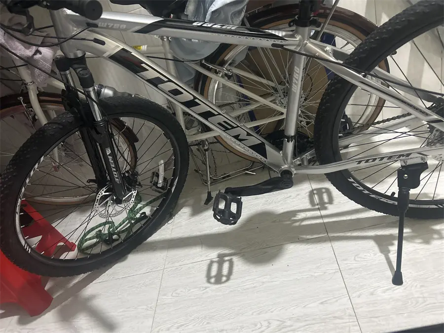 Khách hàng review Xe Đạp Địa Hình MTB Totem W760 27.5 inch Size M 1
