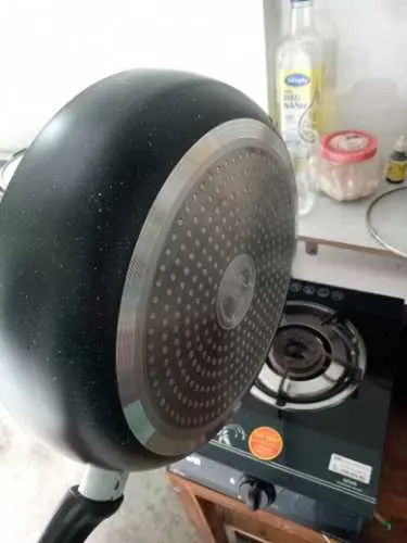 Khách hàng review Chảo nhôm chống dính vân đá đáy từ 26 cm DMX CDD 2