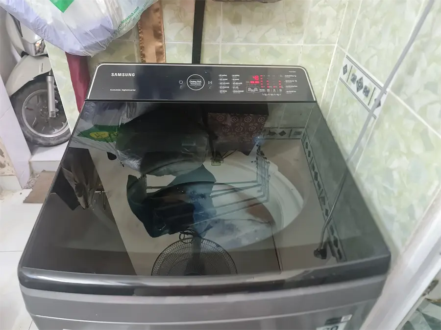 Khách hàng review Máy giặt Samsung Ecobubble Inverter 10.5 kg WA10CG5745BDSV 4