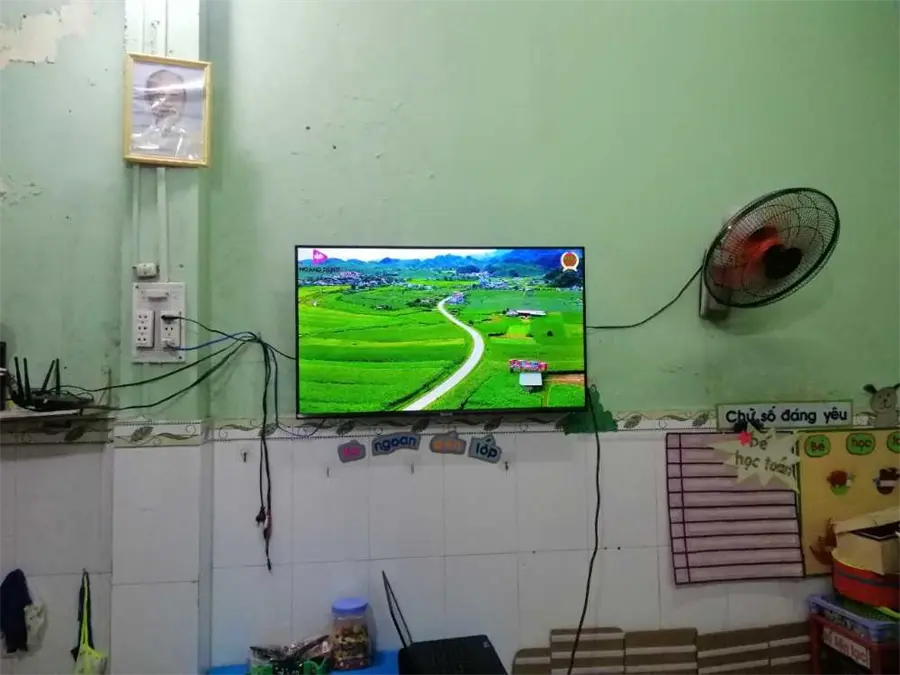 Khách hàng review Smart Tivi Samsung 4K 43 inch UA43AU7002 11