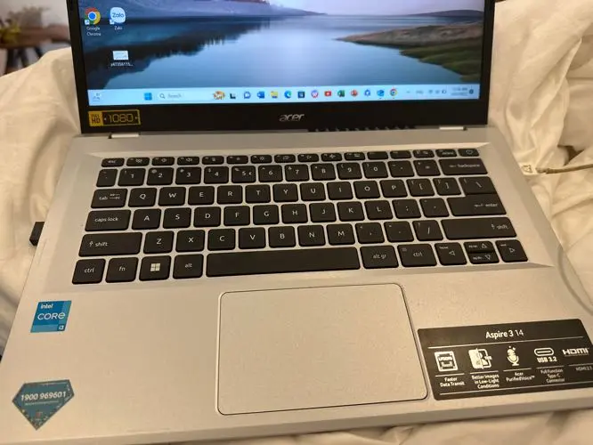 Khách hàng review Laptop Acer Aspire 3 A314 36M 391A i3 N305/8GB/512GB/Win11 (NX.KDMSV.002) 3