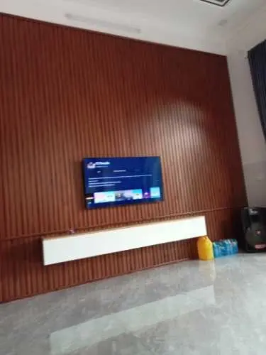 Khách hàng review Smart Tivi Crystal UHD Samsung 4K 55 inch UA55AU8100 22