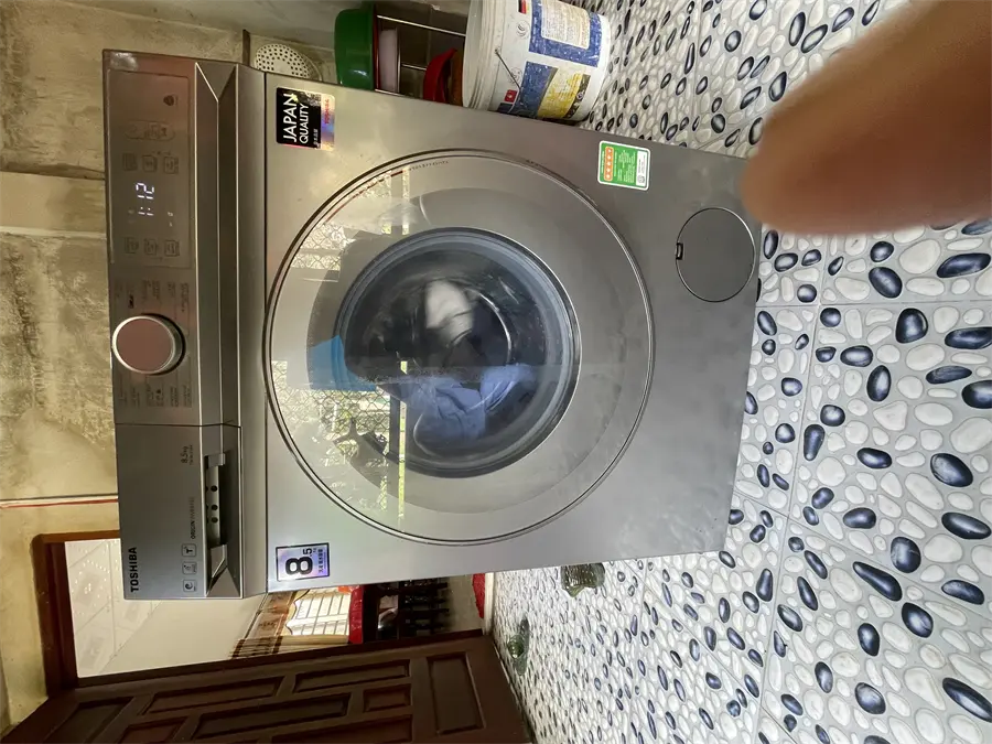 Khách hàng review Máy giặt Toshiba Inverter 8.5 kg TW-BL95A4V(SS) 1