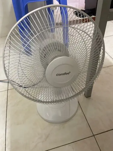 Khách hàng review Quạt bàn Comfee 3 cánh CF-TF3008MB 36W 2