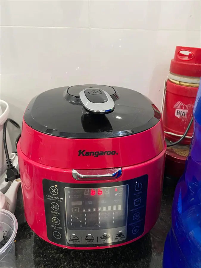 Khách hàng review Nồi áp suất điện Kangaroo KG5P3 5 lít 2