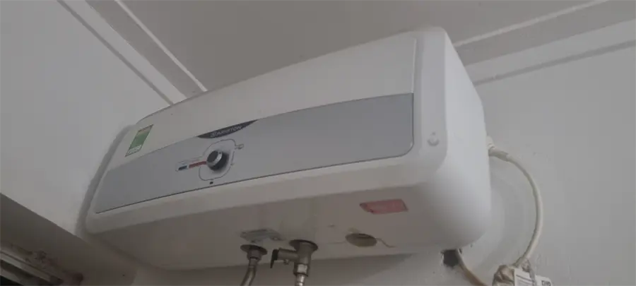 Khách hàng review Máy nước nóng gián tiếp Ariston 20 lít 2500W SL2 20 RS 2.5 FE 2