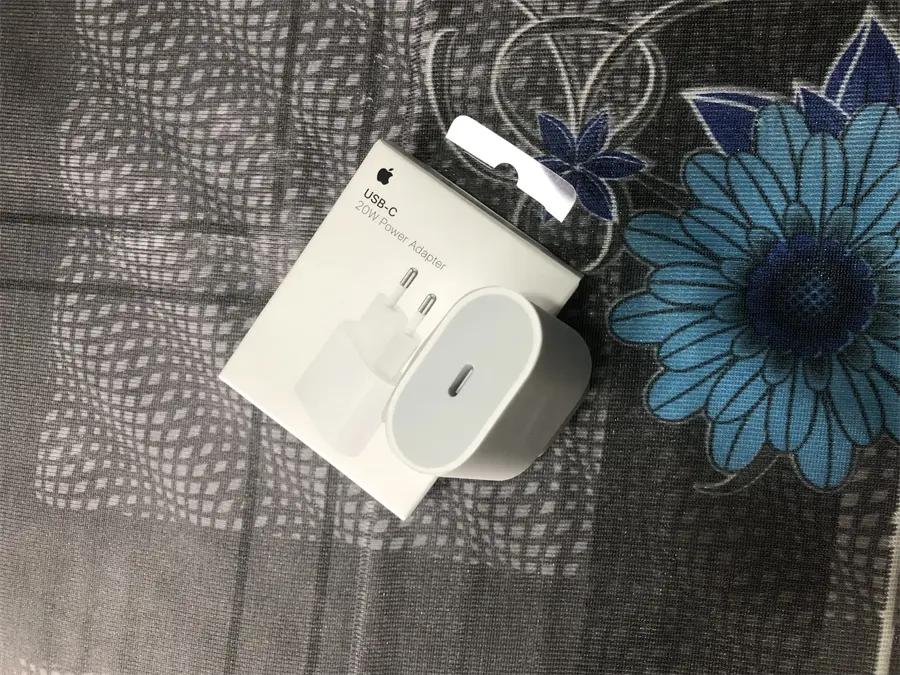 Khách hàng review Sạc nhanh Type-C PD 20W Apple 18