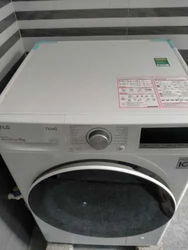 Khách hàng review Máy giặt LG AI DD Inverter 9 kg FV1409S4W 7
