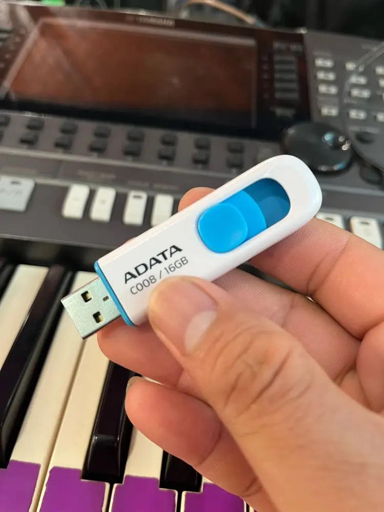 Khách hàng review USB 2.0 16GB Adata AC008 4