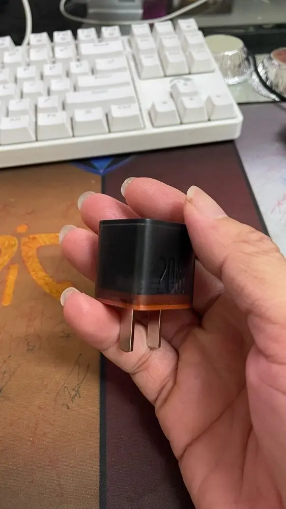 Khách hàng review Adapter Sạc Type C PD GaN5 20W Baseus CCGAN20C5-M 2