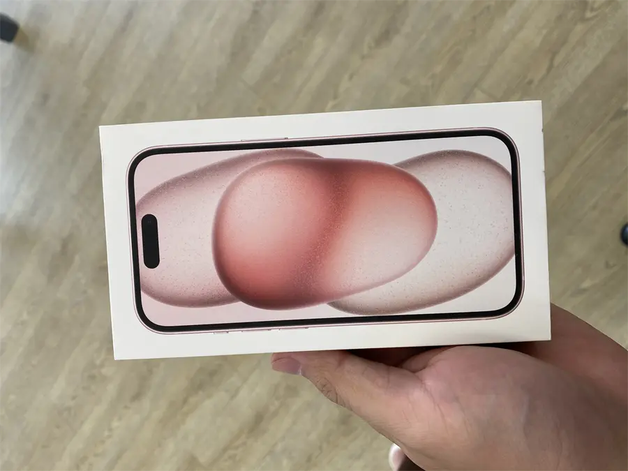 Khách hàng review Điện thoại iPhone 15 128GB 40