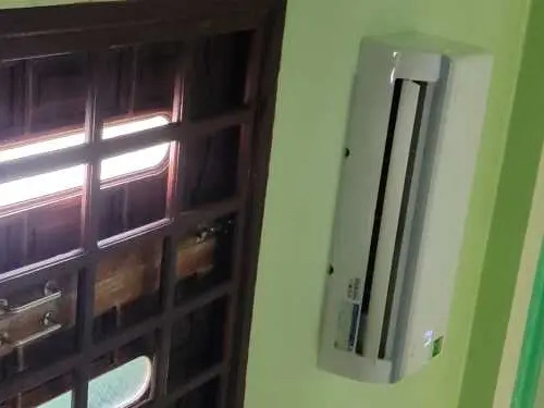 Khách hàng review Máy lạnh Midea Inverter 1.5 HP MSAGA-13CRDN8 8