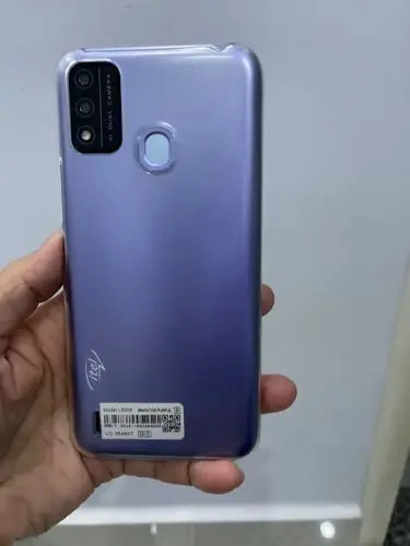 Khách hàng review Điện thoại Itel L6006 2