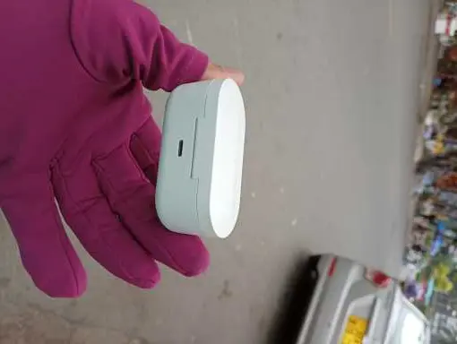Khách hàng review Tai nghe Bluetooth True Wireless Belkin Soundform AUC001 3
