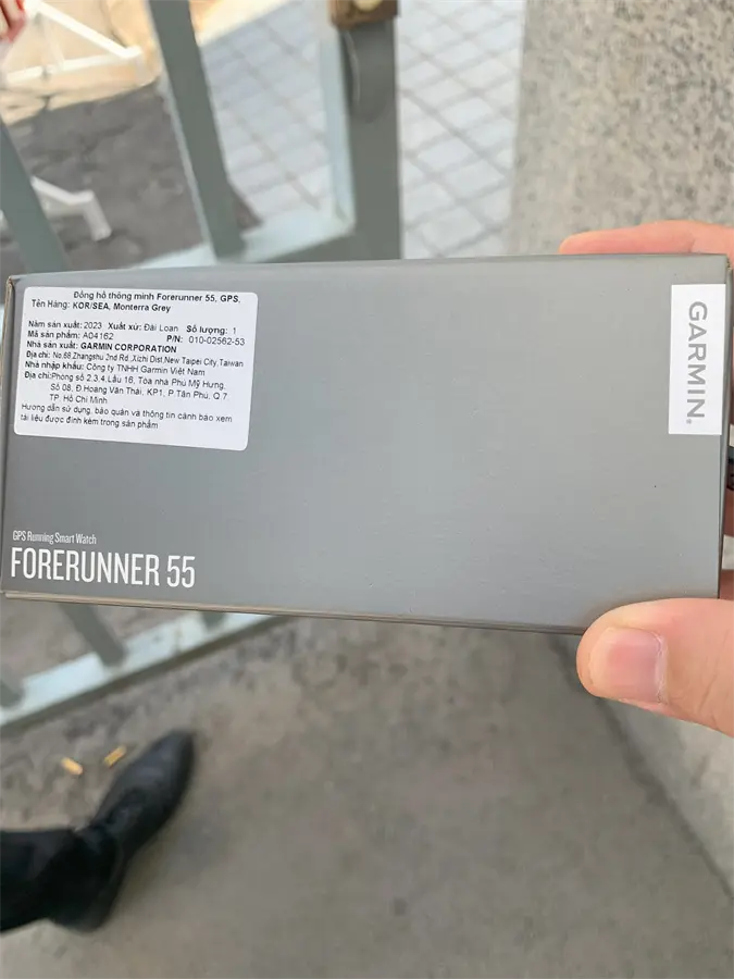Khách hàng review Garmin Forerunner 55 42mm dây silicone 3