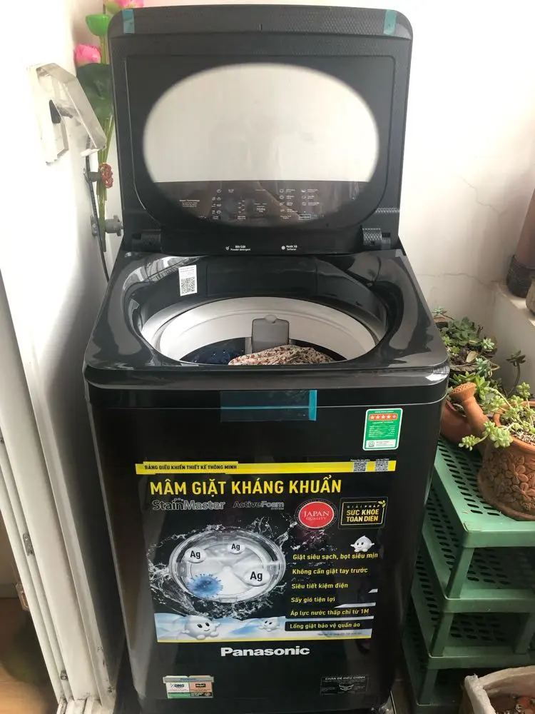 Khách hàng review Máy giặt Panasonic 10 Kg NA-F100A9BRV 17