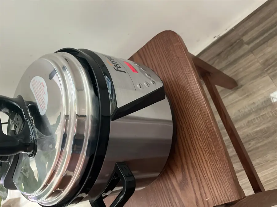 Khách hàng review Nồi áp suất điện Ferroli FPC900-D 5 lít 3