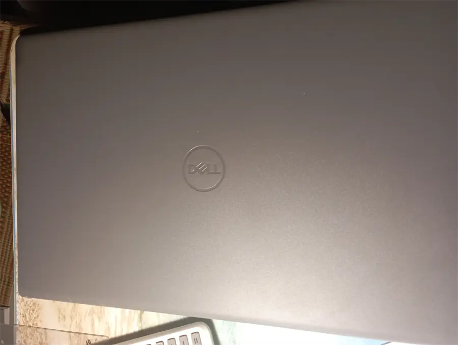 Khách hàng review Laptop Dell Vostro 15 3520 i5 1235U/8GB/512GB/120Hz/OfficeHS/Win11 (5M2TT2) 2