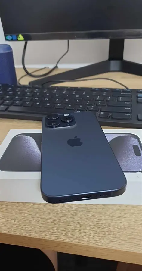 Khách hàng review Điện thoại iPhone 15 Pro 256GB 6