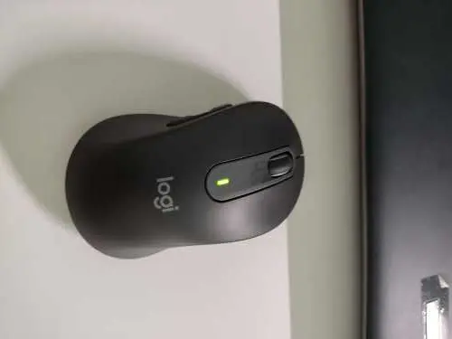 Khách hàng review Chuột Bluetooth Silent Logitech Signature M650 11
