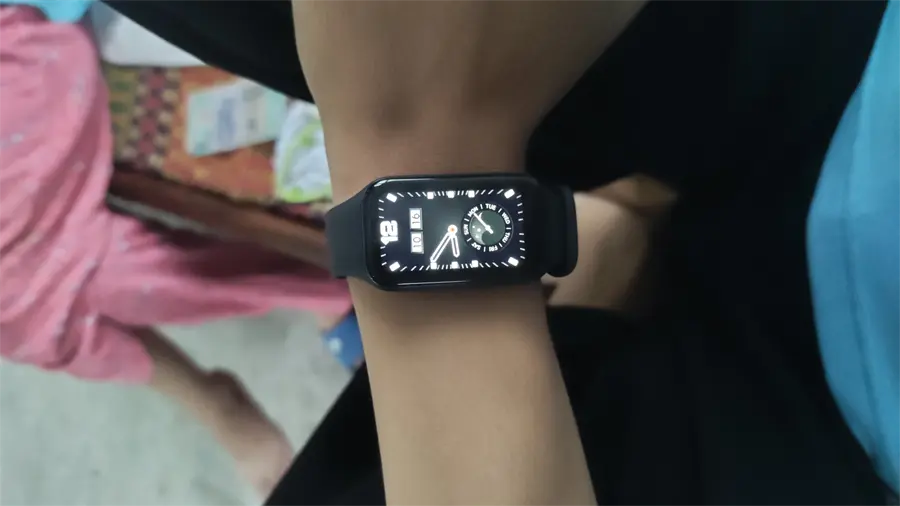 Khách hàng review Vòng đeo tay thông minh Mi Band 8 Active 14