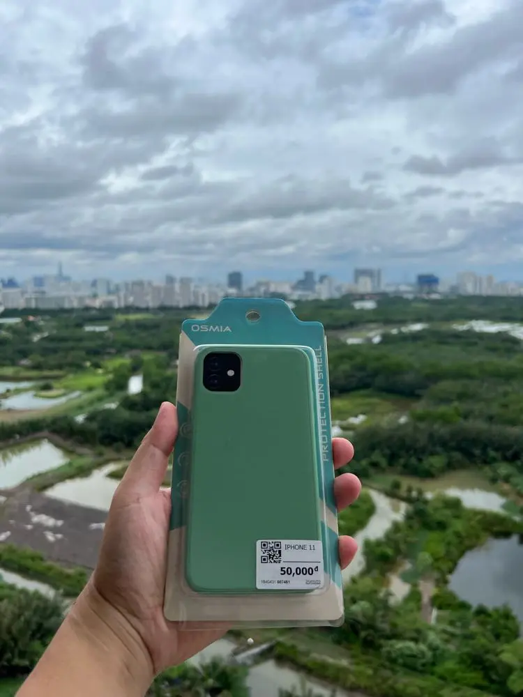 Khách hàng review Ốp lưng iPhone 11 Nhựa cứng viền dẻo OSMIA Tempered Glass silk 2