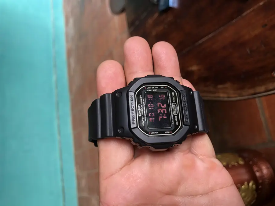 Khách hàng review Đồng hồ G-SHOCK 5600 43.5 mm Nam DW-5600MS-1DR 2