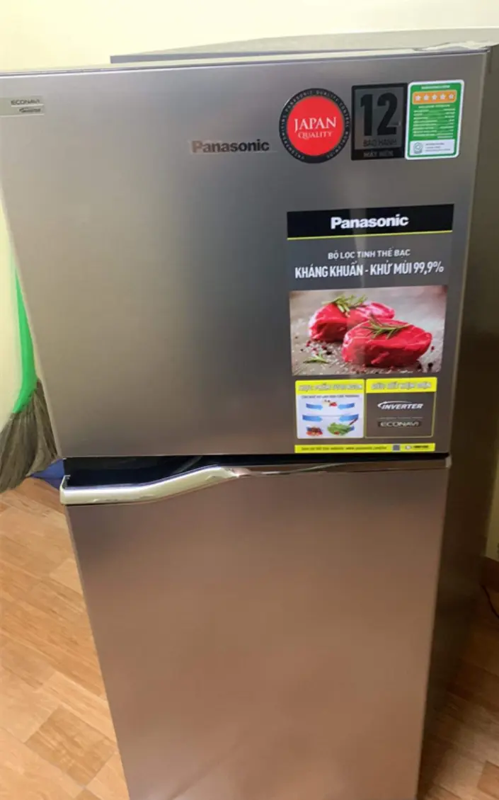 Khách hàng review Tủ lạnh Panasonic Inverter 170 lít NR-BA190PPVN 103