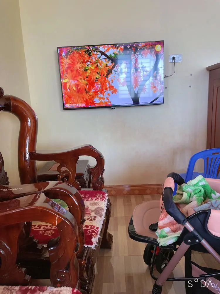 Khách hàng review Smart Tivi Samsung 4K 43 inch UA43AU7002 9