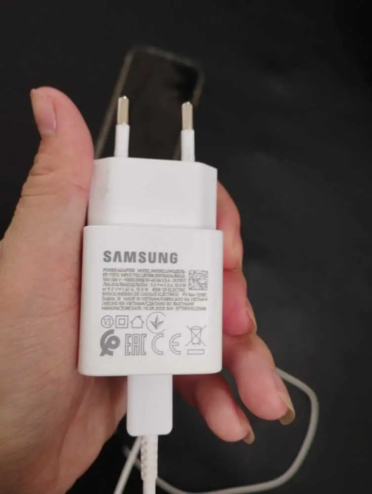 Khách hàng review Bộ Adapter sạc kèm cáp Type C Samsung EP-T1510X 2