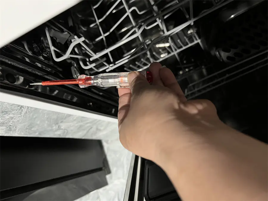 Khách hàng review Máy rửa chén độc lập Electrolux ESF5206LOW 5