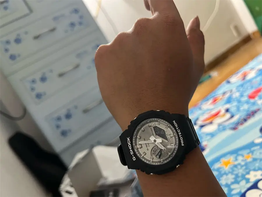 Khách hàng review Đồng hồ G-Shock 2100 45.4 mm Nam GA-2100SB-1ADR 1