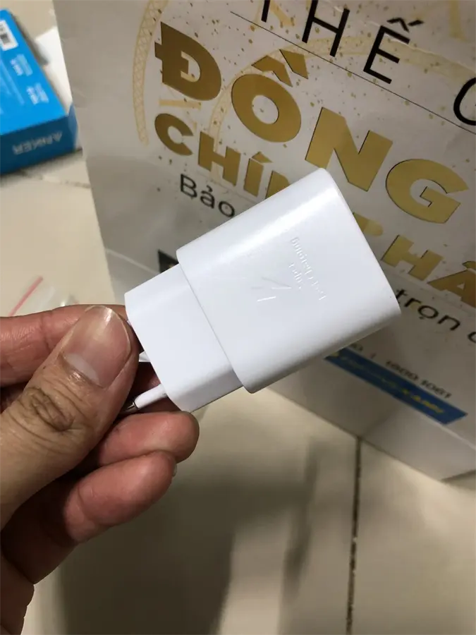 Khách hàng review Sạc nhanh Type-C PD 25W Samsung EP-TA800N 13
