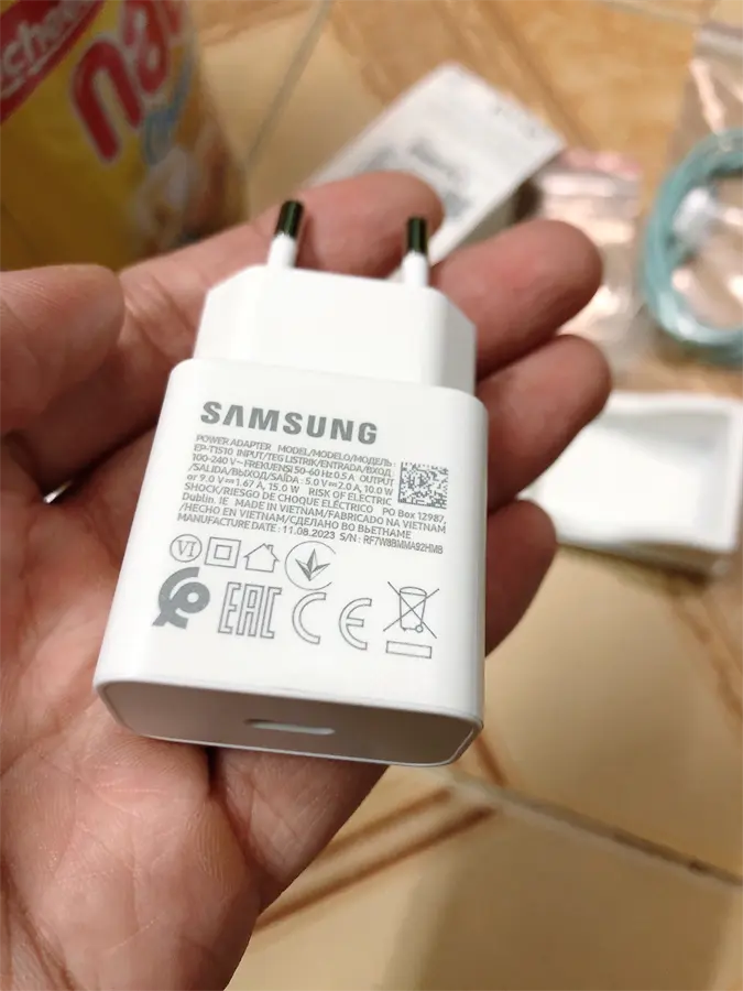 Khách hàng review Sạc Type-C 15W Samsung EP-T1510N 4