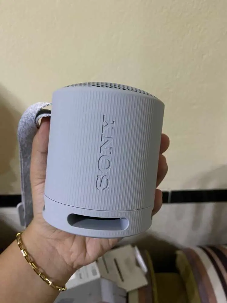 hách hàng review Loa Bluetooth Sony SRS-XB100 6