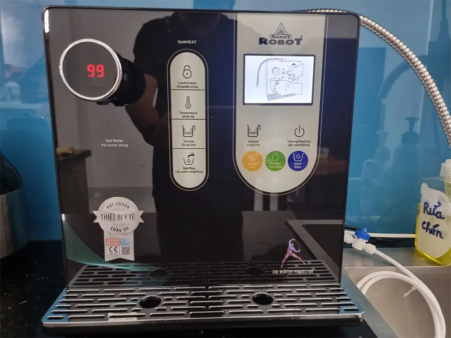 Khách hàng review Máy lọc nước điện giải ion kiềm nóng nguội ROBOT IonSmart 510X 5 tấm điện cực 2