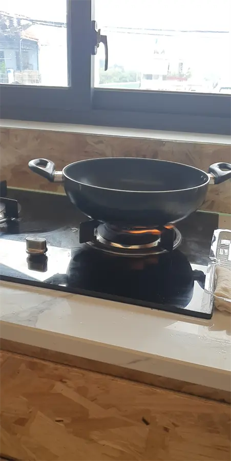 Khách hàng review Bếp ga âm Electrolux EHG723BA 5