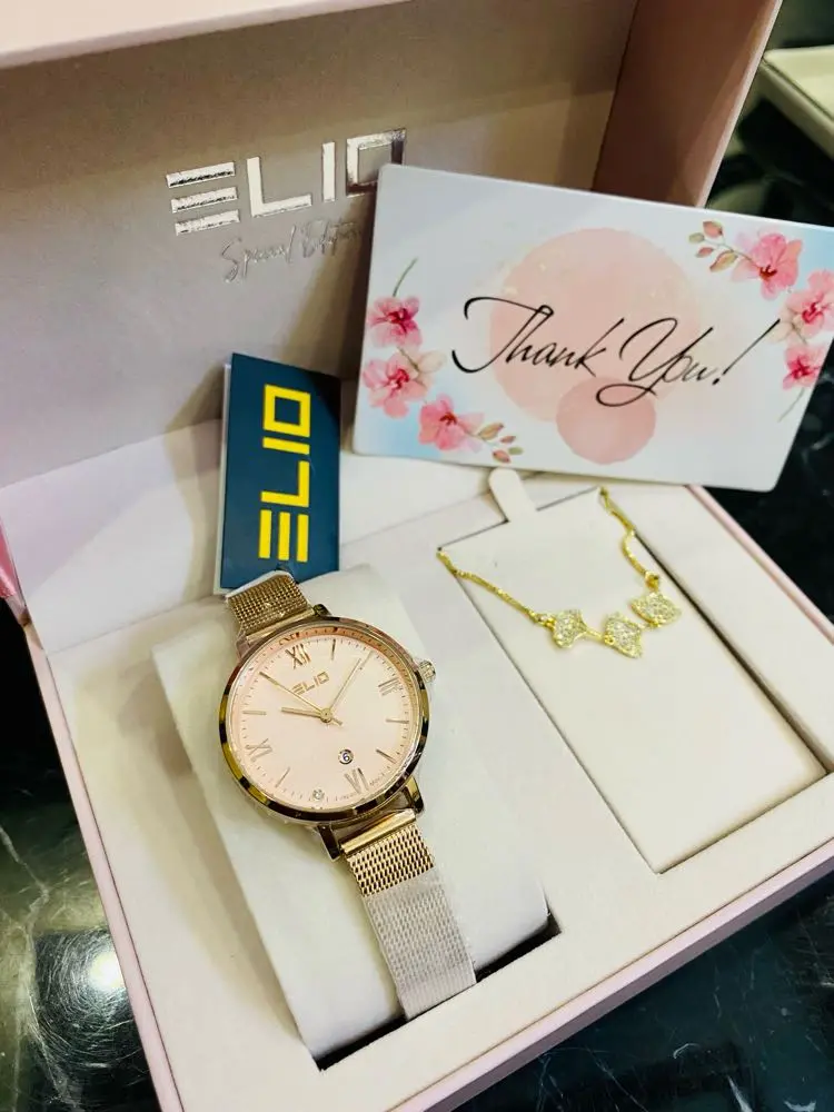 Khách hàng review Set quà - Đồng hồ Elio 32 mm Nữ ES149-02 1