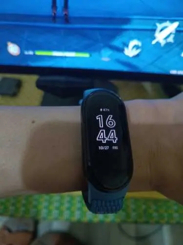 Khách hàng review Vòng đeo tay thông minh Mi Band 8 22