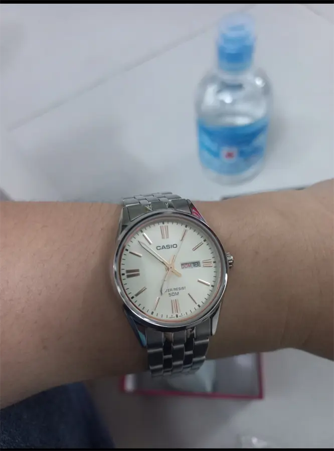 Khách hàng review Đồng hồ CASIO 30 mm Nữ LTP-1335D-9AVDF 1