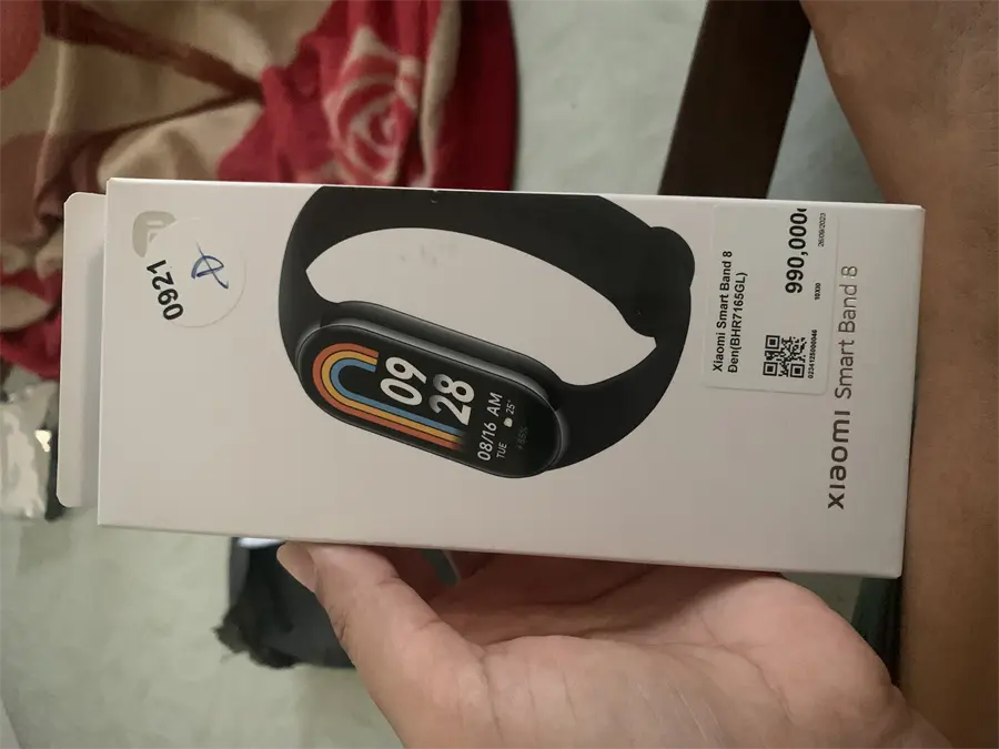Khách hàng review Vòng đeo tay thông minh Mi Band 8 20
