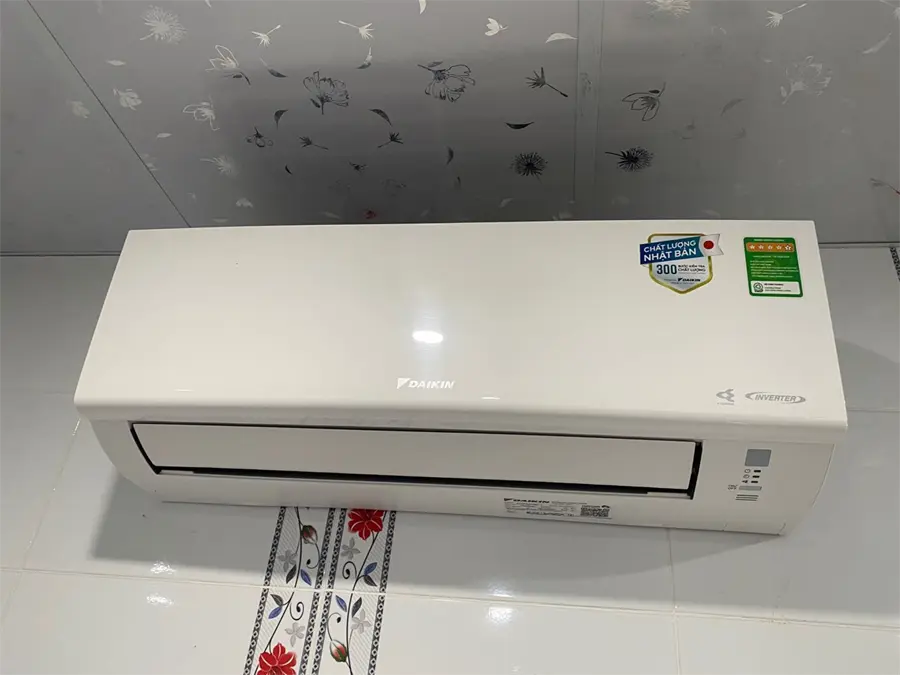 Khách hàng review Máy lạnh Daikin Inverter 1 HP ATKF25XVMV 18