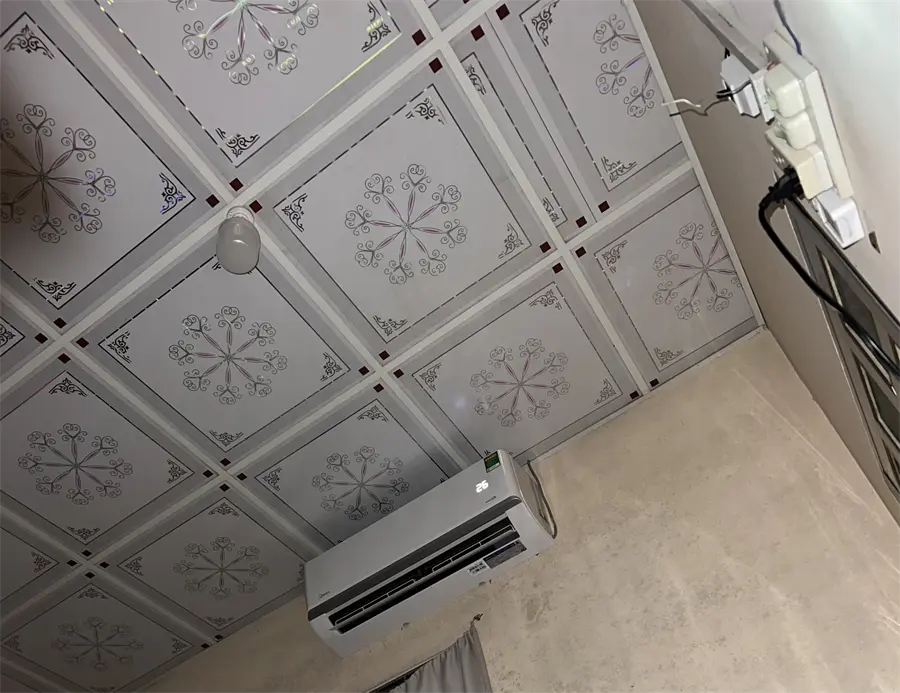 Khách hàng review Máy lạnh Midea Inverter 1.5 HP MSAGA-13CRDN8 7