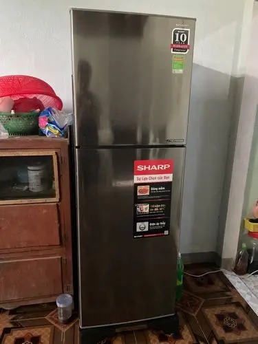 Khách hàng review Tủ lạnh Sharp Inverter 224 lít SJ-X251E-SL 2