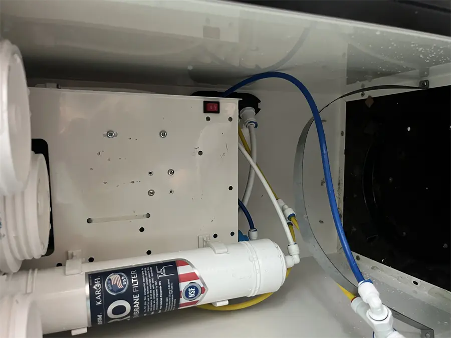 Khách hàng review Máy lọc nước RO nóng nguội lạnh Hydrogen Karofi KAD-D66 11 lõi 14