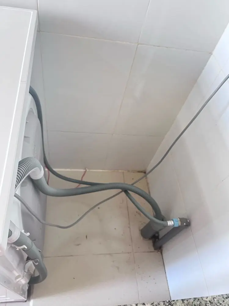 Khách hàng review Máy giặt Electrolux UltimateCare 500 Inverter 9 kg EWF9024P5WB 1