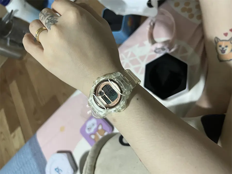 Khách hàng review Đồng hồ BABY-G BG-169 42.4 mm Nữ BG-169G-7BDR 1